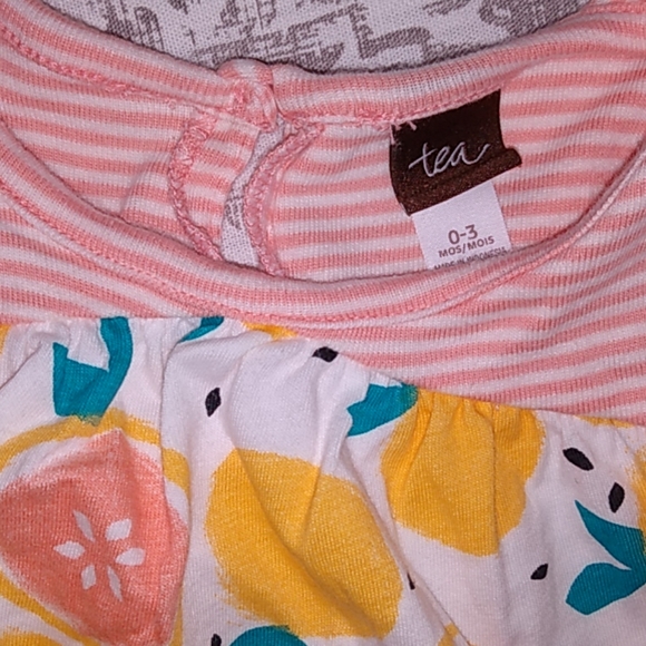 Tea Collection Rompers, 0-3M - Picture 2 of 3